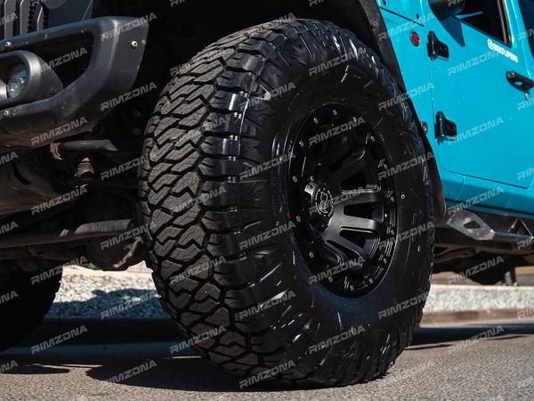 Jeep Wrangler на литых дисках в стиле Black Rhino R17 - Фото № 3