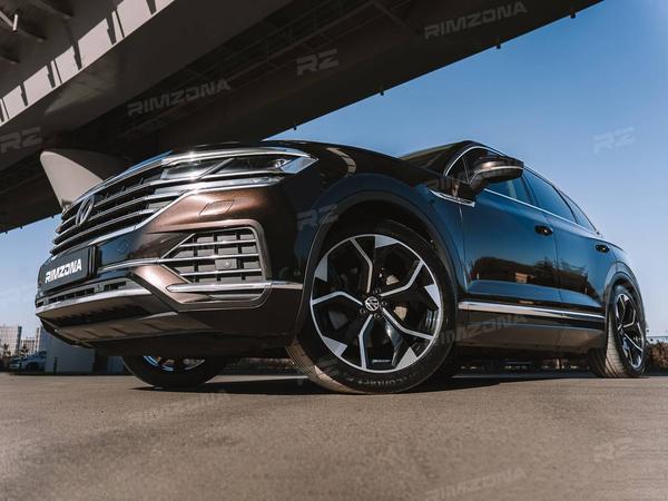 VOLKSWAGEN TOUAREG НА КОВАНЫХ ДИСКАХ В СТИЛЕ AUDI RSQ8 R21 - Фото № 7