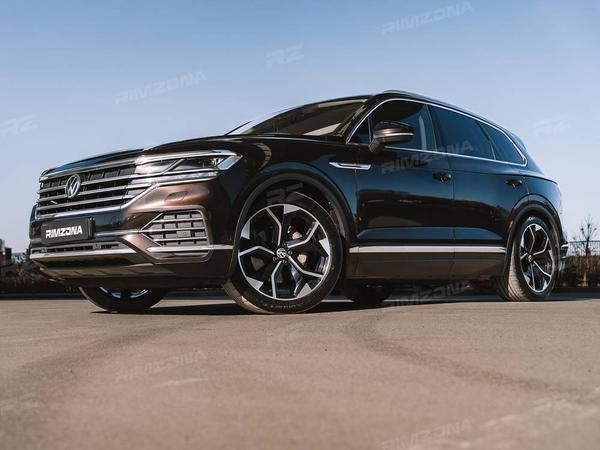 VOLKSWAGEN TOUAREG НА КОВАНЫХ ДИСКАХ В СТИЛЕ AUDI RSQ8 R21 - Фото № 8