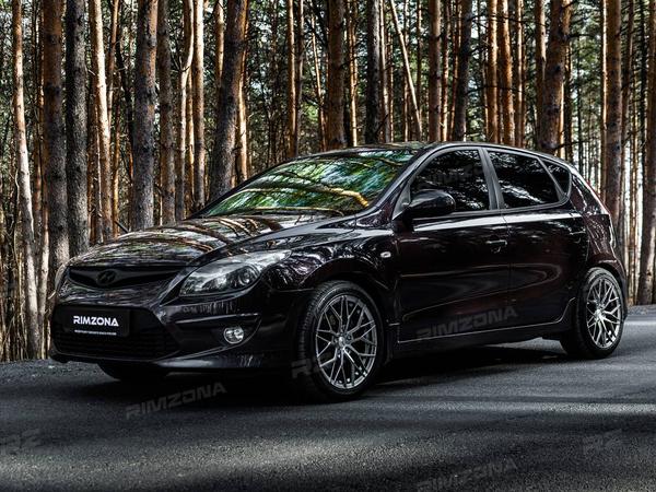 HYUNDAI I30 НА ЛИТЫХ ДИСКАХ В СТИЛЕ VPS 3323 R17 - Фото № 1