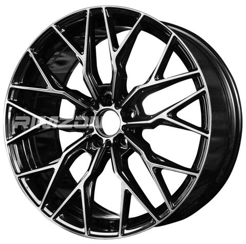 Литой диск VORSTEINER LK013 R18 8J 5x113 ET35 dia 73.1