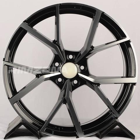 Литой диск POWCAN BK5801 R18 8J 5x112 ET45 dia 57.1