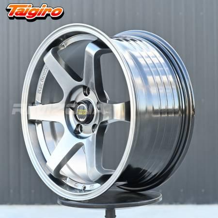 Литой диск TAIGIRO STREET R17 8J 5x114.3 ET35 dia 73.1