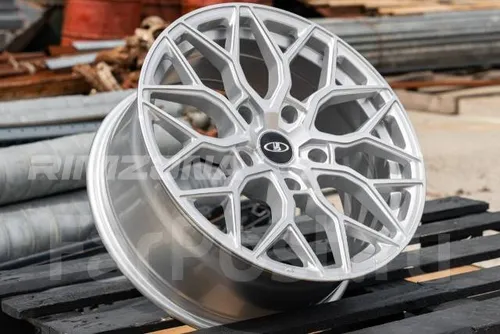 Литой диск В СТИЛЕ VOSSEN 7767 R18 8J 5x139.7 ET30 dia 98.5