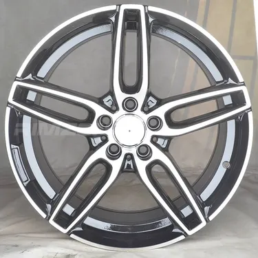 Литой диск KOKO KUTURE YF5724 R18 8J 5x112 ET45 dia 66.6