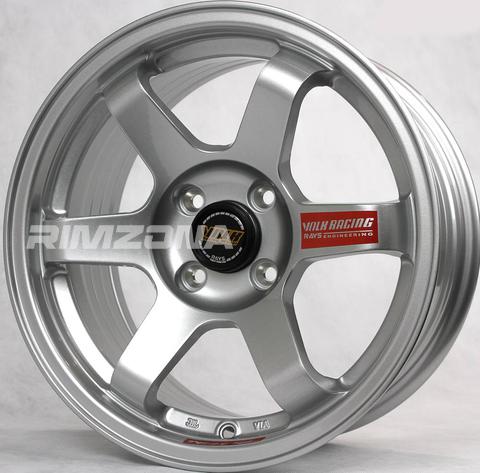 Литой диск RAYS TE37 R15 7J 4x100 ET30 dia 73.1