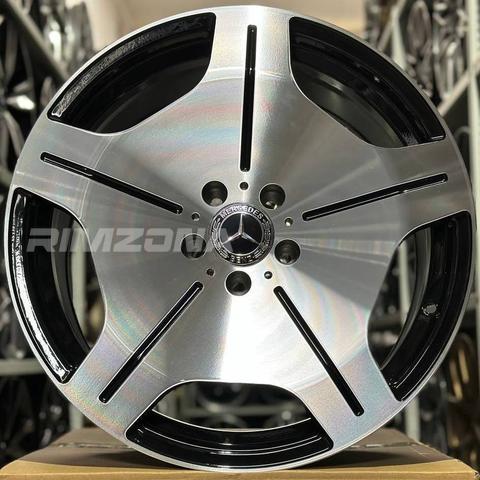 Литой диск В стиле Mercedes Monoblock 23 R18 8J 5x112 ET40 dia 66.6