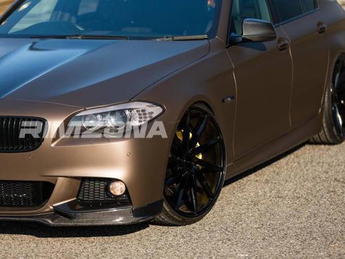 Литой диск В СТИЛЕ VOSSEN CVT R17 7.5J 4x100 ET38 dia 73.1 - Фото вживую на авто №2