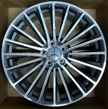 Литой диск В стиле Mercedes 262 R19 8J 5x112 ET38 dia 66.6