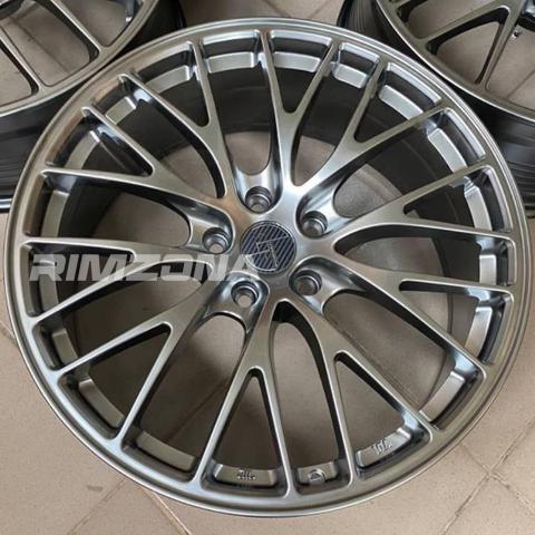 Литой диск VORSTEINER DQ016 R18 8J 5x108 ET38 dia 73.1