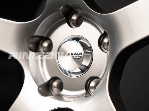 Литой диск ADVAN GT R18 9.5J 5x112 ET40 dia 66.6 - Фото вживую №4