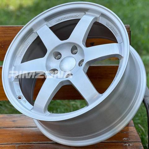 Литой диск RAYS Volk racing TE37 Saga R17 7.5J 5x114.3 ET40 dia 73.1