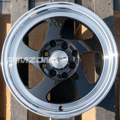 Литой диск ROTIFORM TMB R14 5.5J 4x100/4x114.3 ET38 dia 73.1