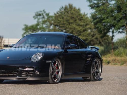 Литой диск ADVAN GT R18 9.5J 5x112 ET40 dia 66.6 - Фото вживую на авто №2