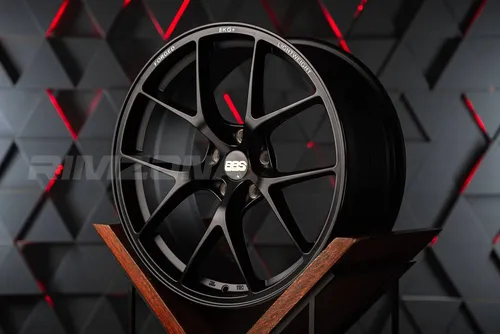 Литой диск BBS FI-R R18 8J 5x120 ET35 dia 72.6 - Фото вживую №2