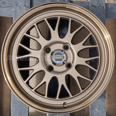 Литой диск BBS LM R15 6.5J 4x100 ET40 dia 73.1