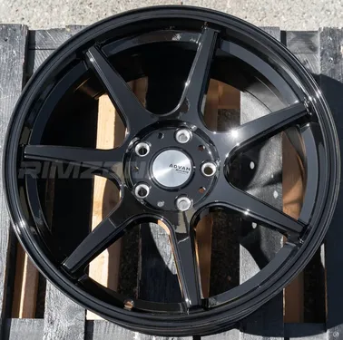 Литой диск ADVAN T7 R18 8.5J 5x114.3 ET35 dia 73.1